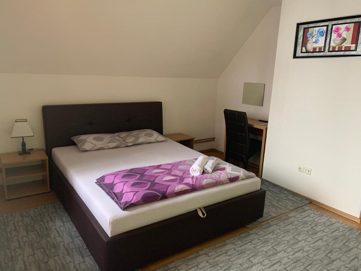 Restoran&Motel And Apartmants Lovacka Prica Tesanj 외부 사진
