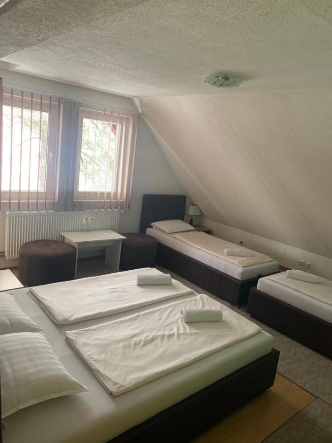 Restoran&Motel And Apartmants Lovacka Prica Tesanj 외부 사진