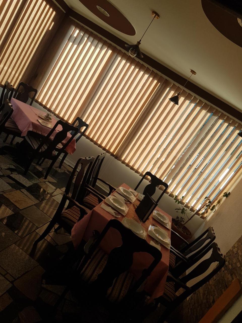 Restoran&Motel And Apartmants Lovacka Prica Tesanj 외부 사진