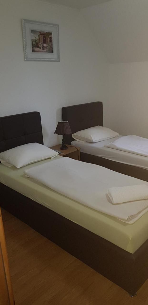 Restoran&Motel And Apartmants Lovacka Prica Tesanj 외부 사진