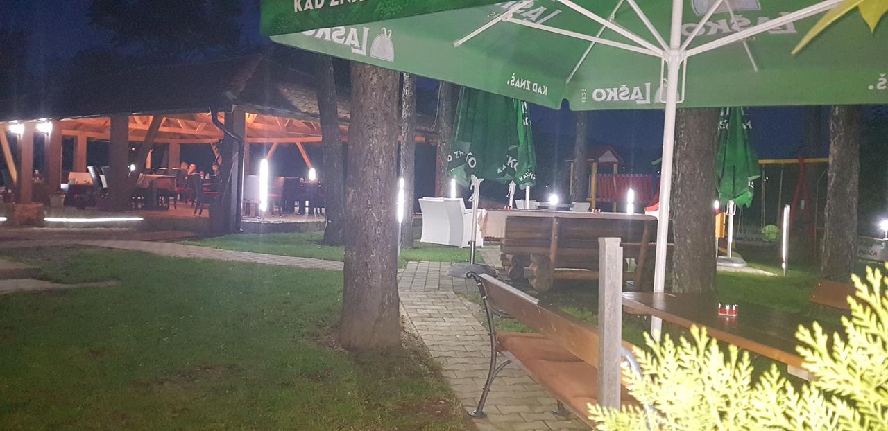 Restoran&Motel And Apartmants Lovacka Prica Tesanj 외부 사진