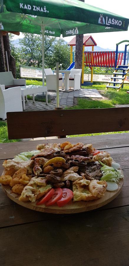 Restoran&Motel And Apartmants Lovacka Prica Tesanj 외부 사진
