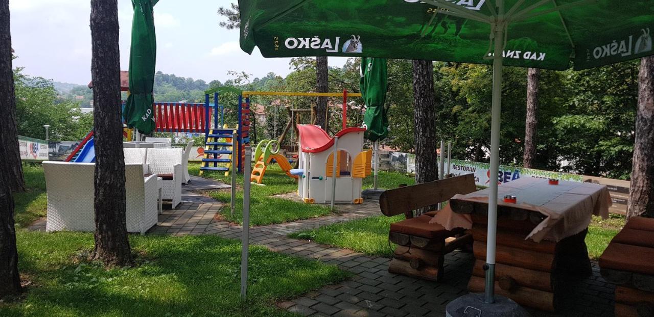 Restoran&Motel And Apartmants Lovacka Prica Tesanj 외부 사진