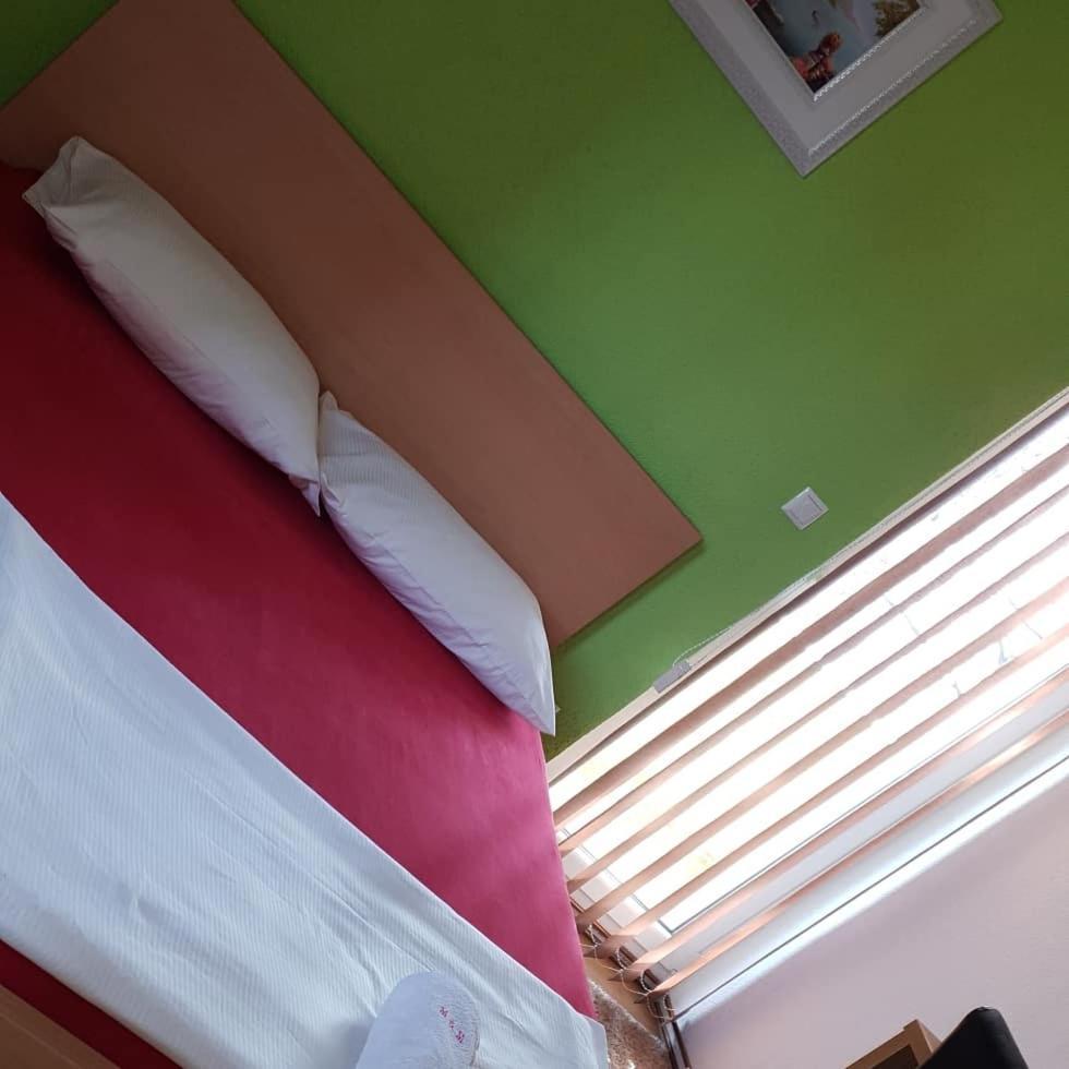 Restoran&Motel And Apartmants Lovacka Prica Tesanj 외부 사진